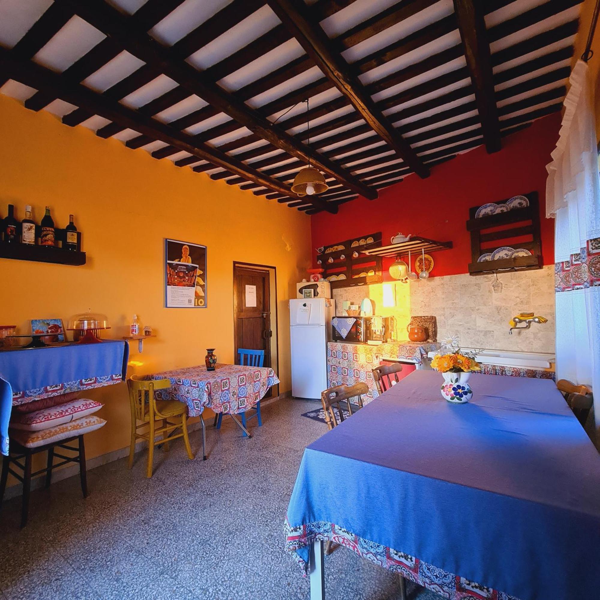 마르살라 Due Passi Dal Centro B&B 외부 사진