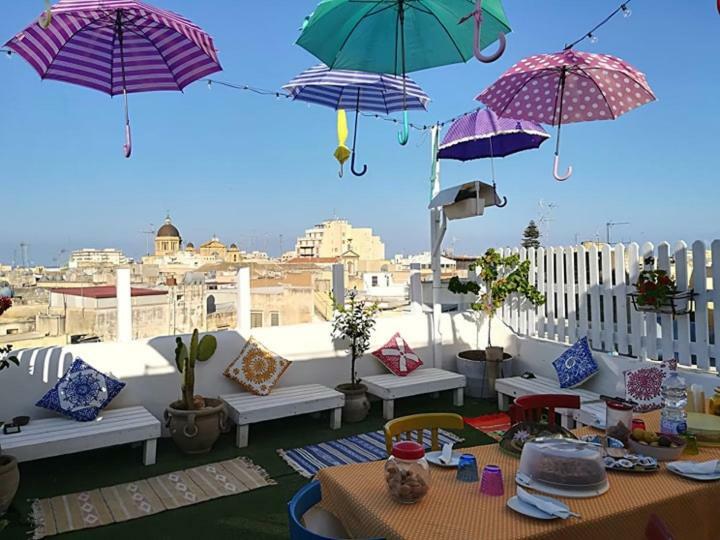 마르살라 Due Passi Dal Centro B&B 외부 사진