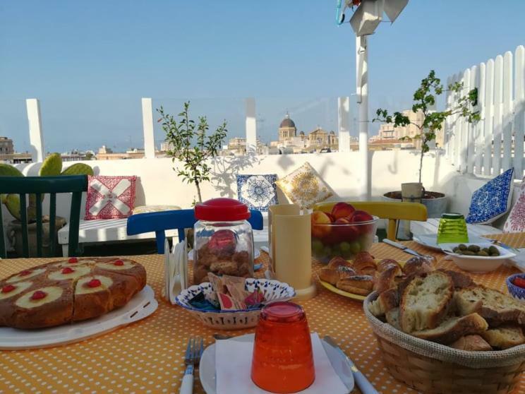 마르살라 Due Passi Dal Centro B&B 외부 사진